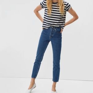 Everlane The ’90s Cheeky Jean